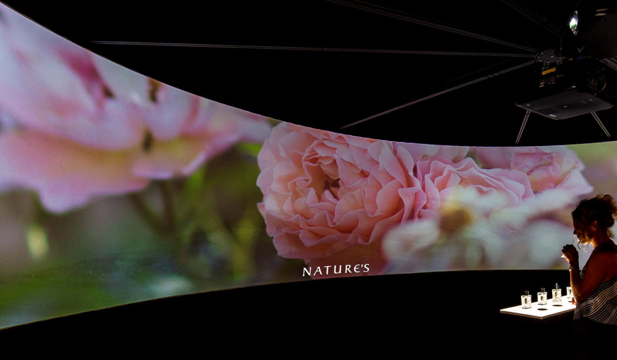 header-servizi-stand-fieristici-immersivi1